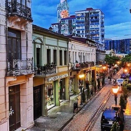 Хостел Old Батуми Экстерьер фото